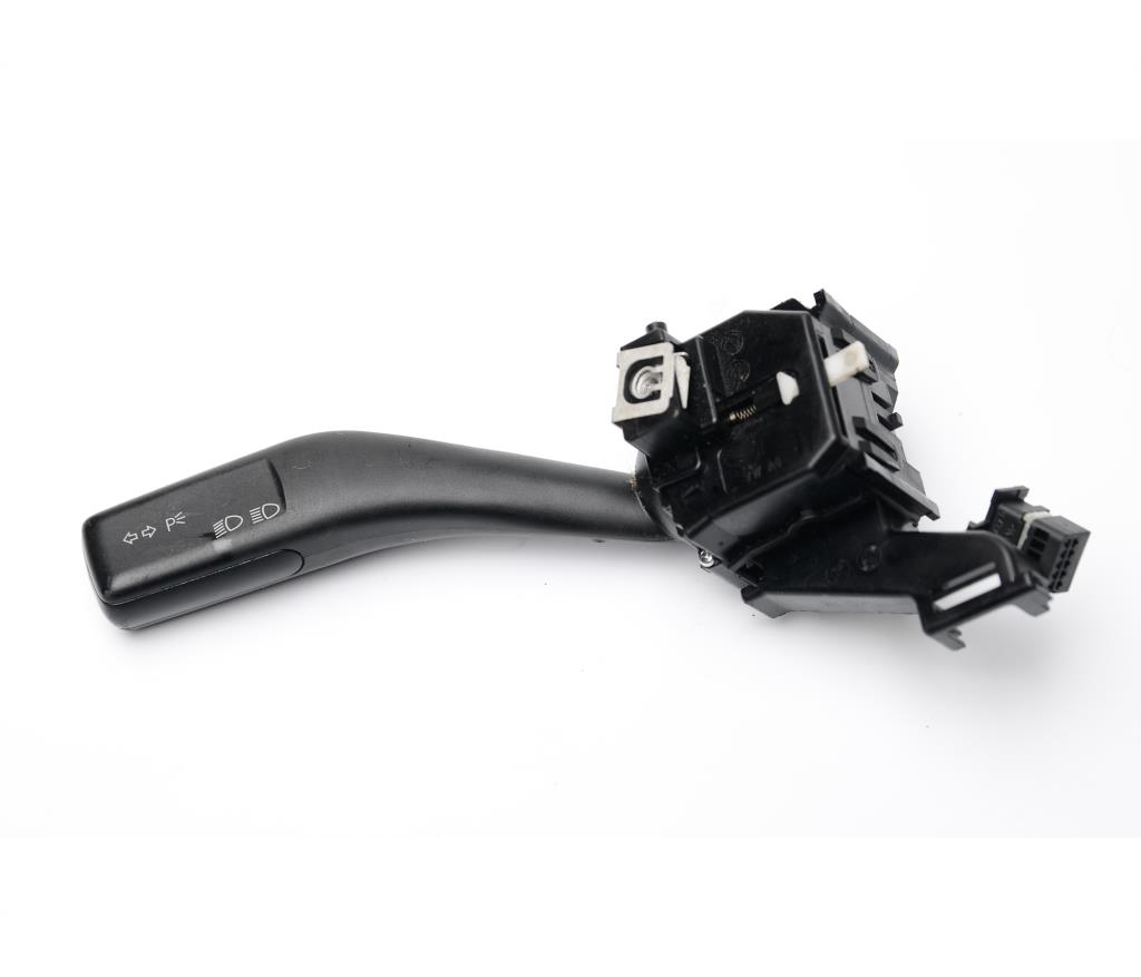 AUDI A3 2003 - 2013 CRUISESİZ SİNYAL KOLU - resim 1