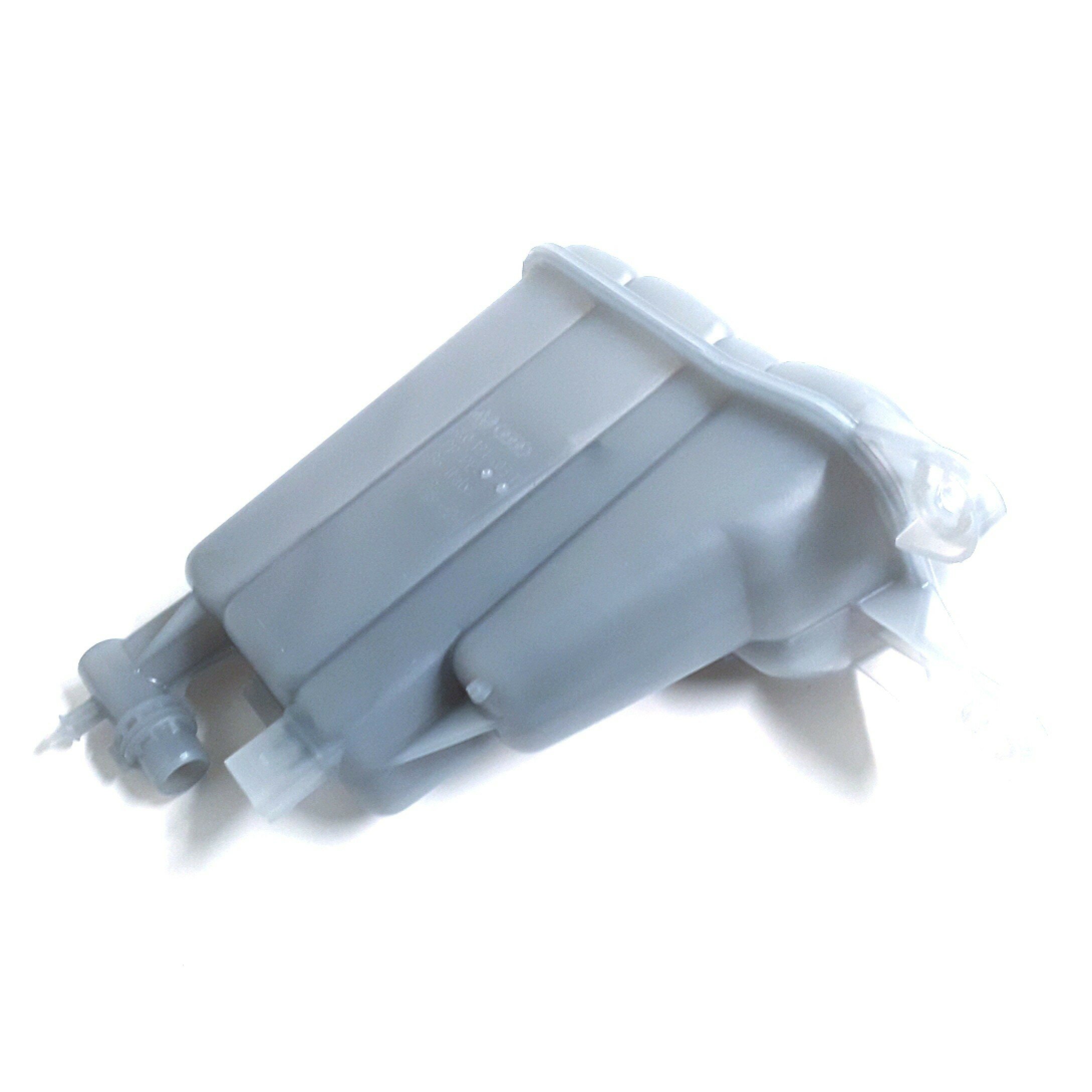 AUDİ A4 2008 - 2012 YEDEK SU DEPOSU - resim 1