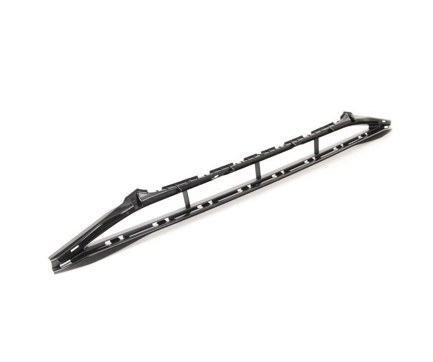 AUDİ A4 2013 - 2015 S LİNE ÖN TAMPON ALT ORTA IZGARA - resim 1
