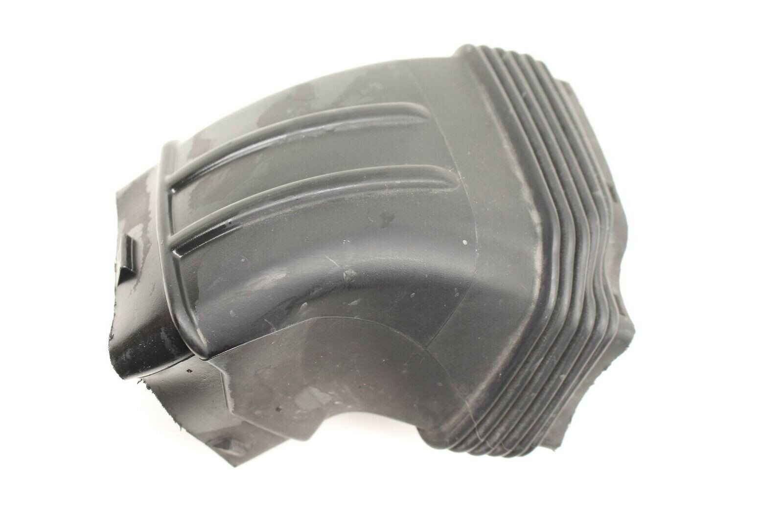 AUDİ A6 2005 - 2011 HAVA FİLTRE KUTUSU HORTUMU - resim 1