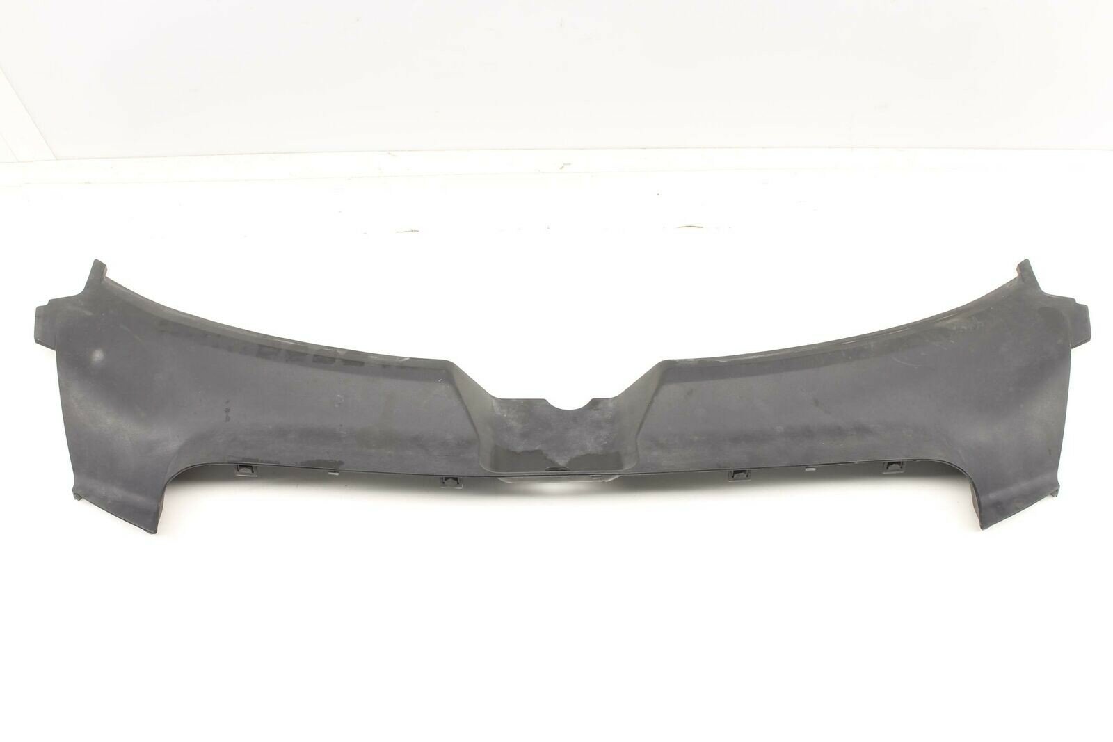 AUDİ A6 2005 - 2011 ÖN PANEL ÜST KAPLAMA PLASTİK - resim 1