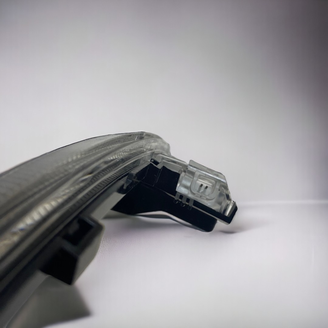 /assets/uploads/audi-a8-2019---2024-sag-ayna-sinyali-ledli-665ec6a028fb5.jpg
