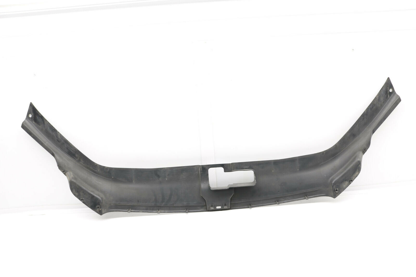 AUDİ Q7 2010 - 2015 ÖN PANEL ÜST KAPLAMA - resim 1