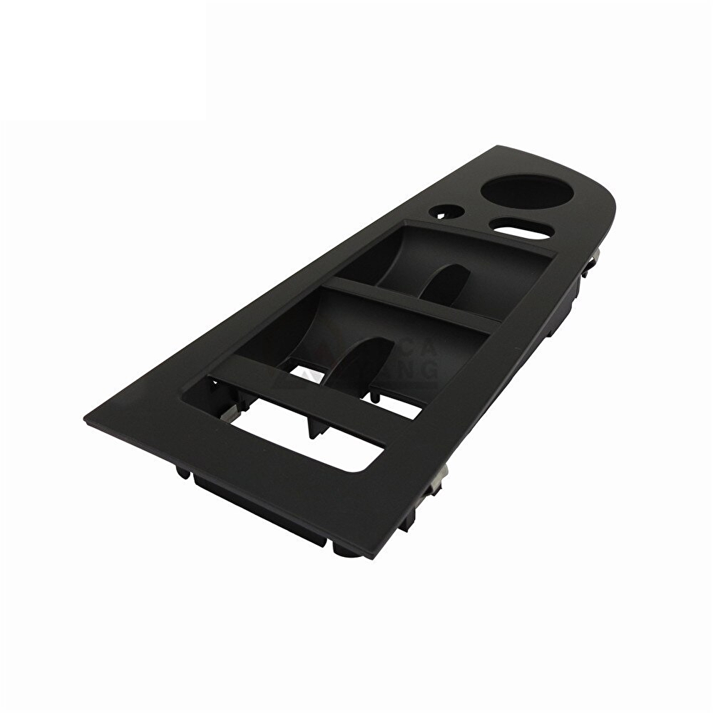 bmw-328i-2007-2012-cam-acma-dugme-cercevesi-on-siyah-1.jpg