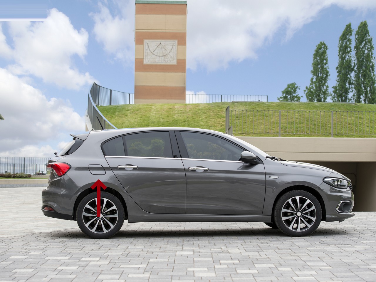 /assets/uploads/egea-2016---2024-hatcback-(hb)-station-wagon-(sw)-benzin-dizel-depo-dis-kapagi-665ec8546a209.jpg
