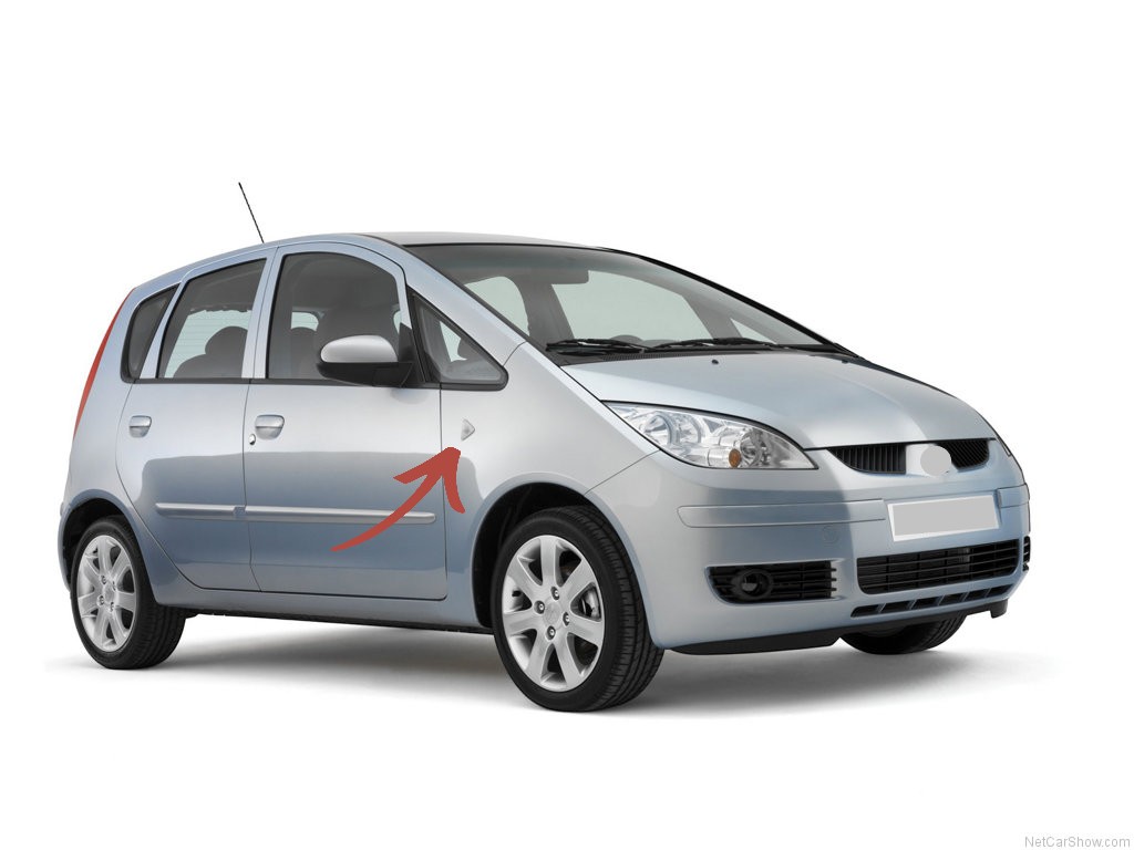 /assets/uploads/mitsubishi-colt-2004---2012-sag-camurluk-sinyali-6732655fe2015.jpg