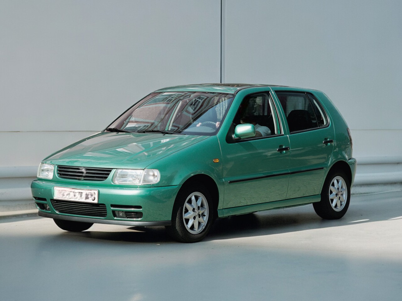 /assets/uploads/polo-hb-1994---1999-on-cam-su-fiskiye-memesi-66db564e182c6.jpg