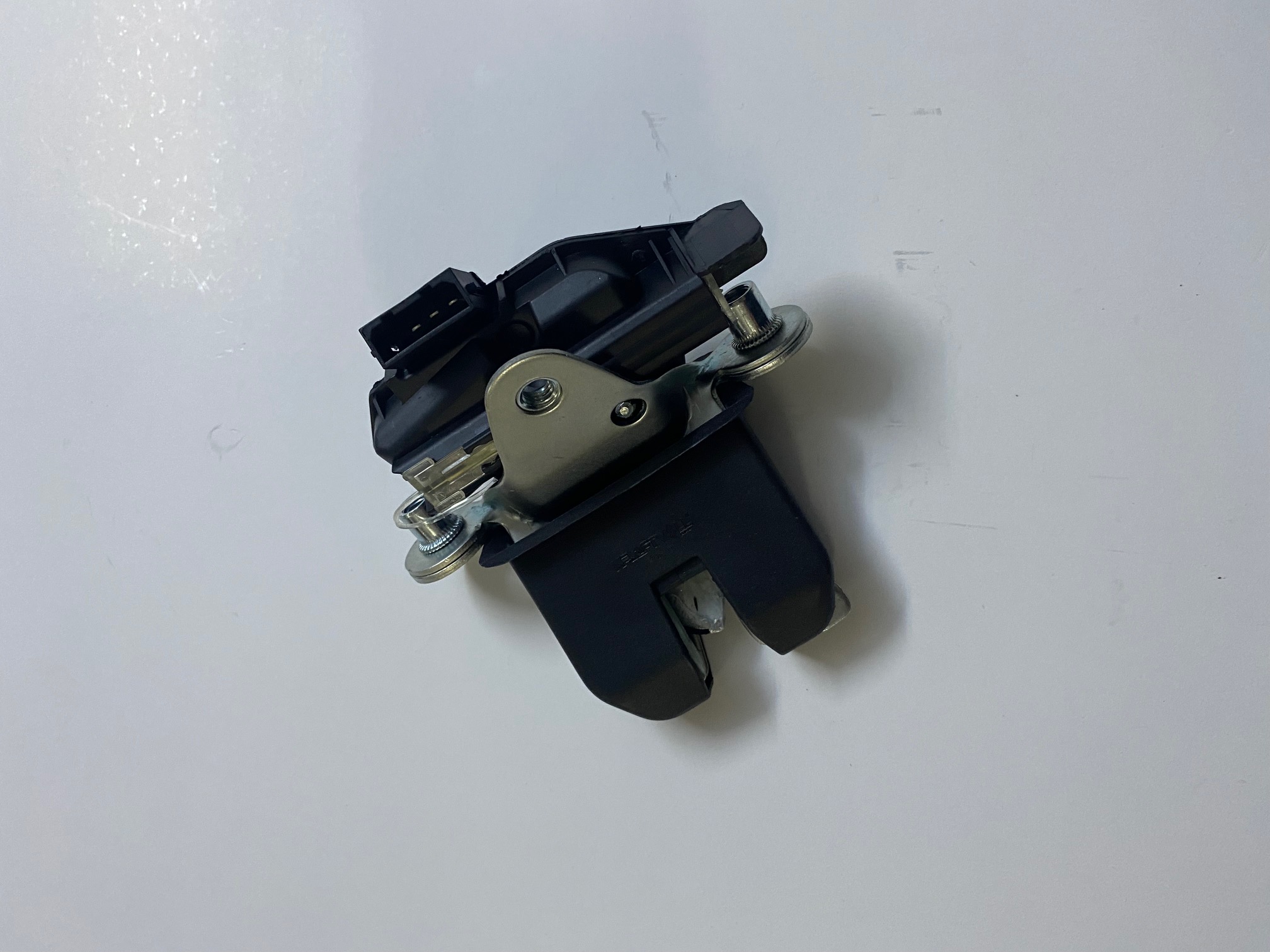 Skoda Fabia 2006 - 2014 Arka Bagaj Kapağı Kilidi Motoru-5J0827501B-1