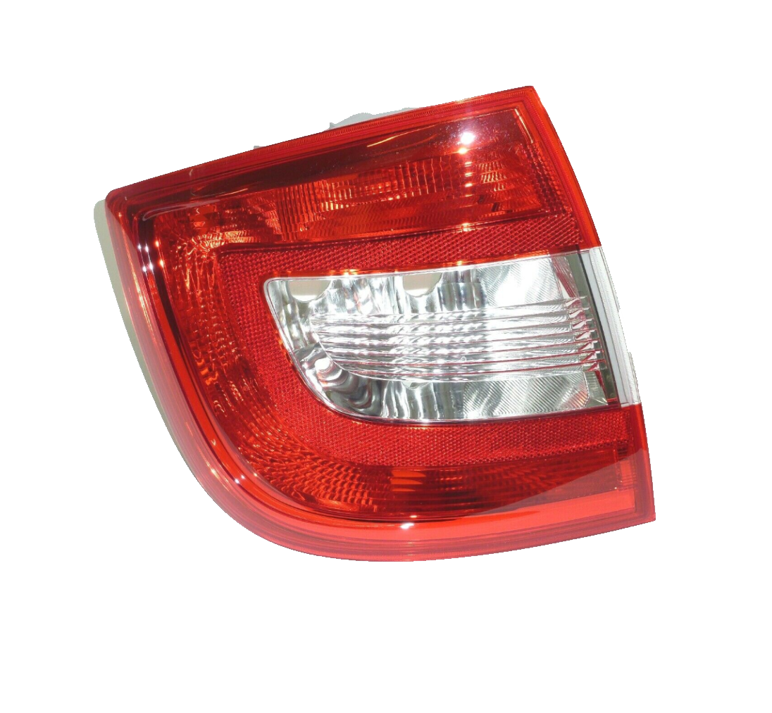 SKODA RAPİD 2013 - 2019 SOL ARKA STOP LAMBASI - resim 1