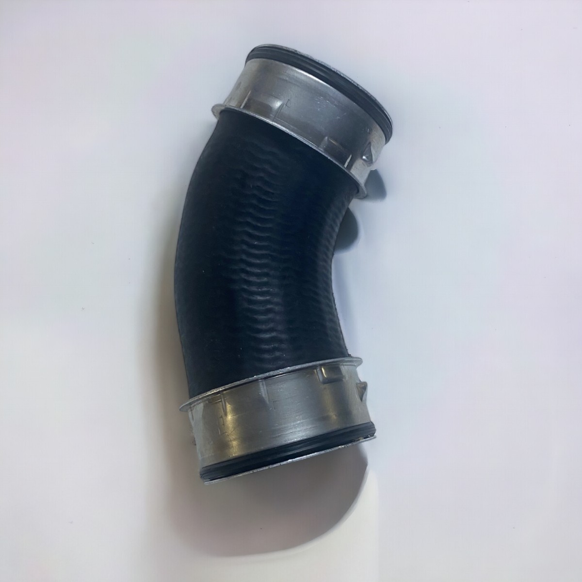 /assets/uploads/transporter-t5-2004---2009-1.9tdi-2,5tdi-turbo-hortumu-673260729f91a.jpg