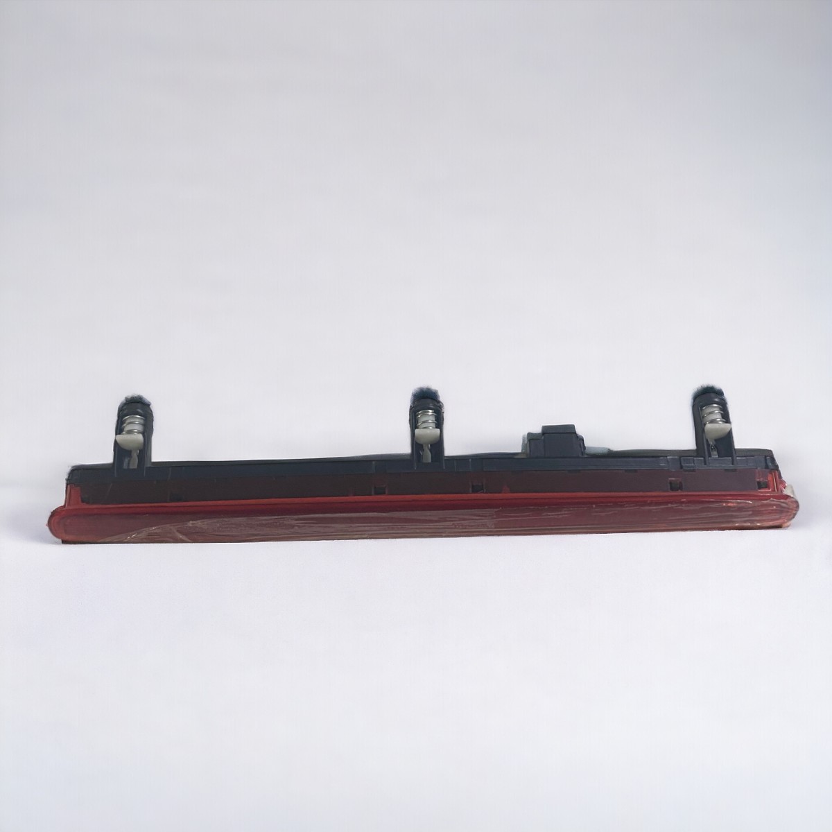 TRANSPORTER T5 2005 - 2010 ARKA BAGAJ ORTA STOP LAMBASI ÜÇÜNCÜ STOP LAMBASI - resim 1