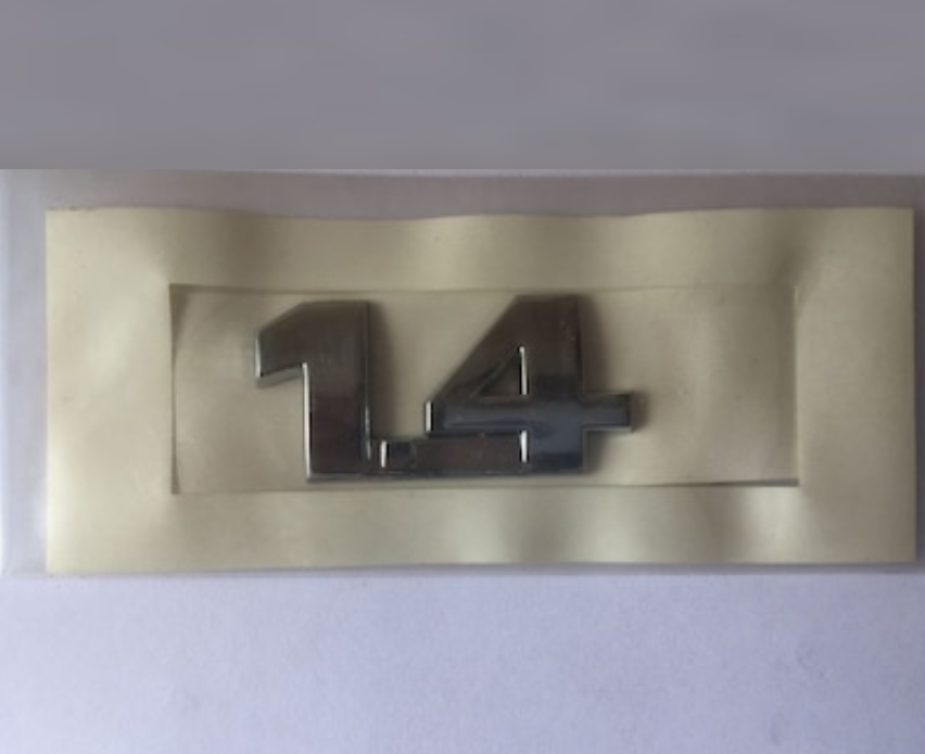 VOLKSWAGEN 1.4 ARKA BAGAJ YAZISI KROM - resim 1