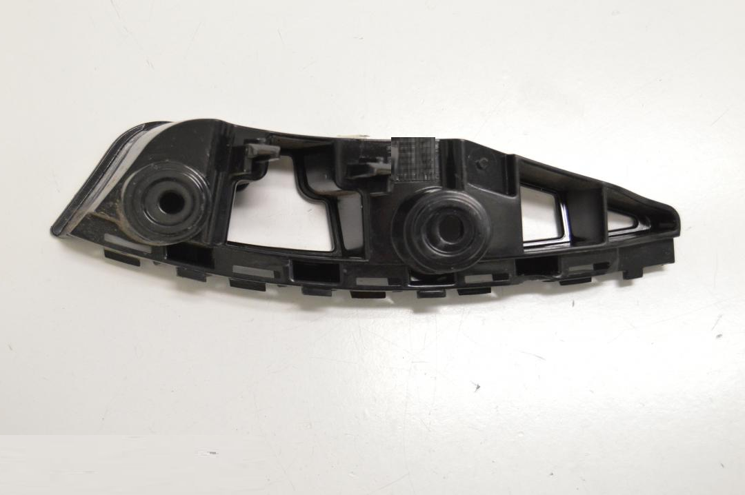 VOLKSWAGEN JETTA 2015 - 2019 SAĞ ÖN TAMPON BRAKETİ PLASİĞİ - resim 1