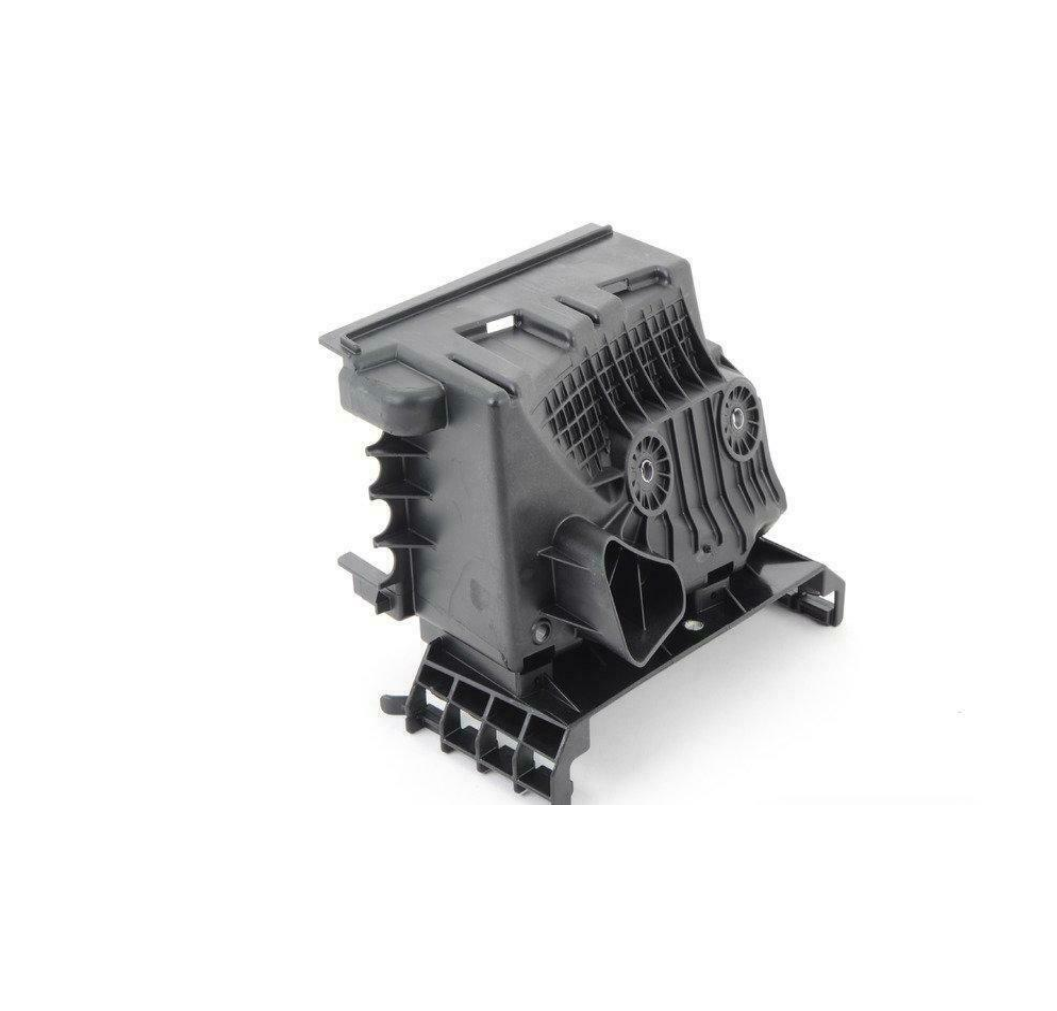VOLKSWAGEN PASSAT 2013 - 2020 SİGORTA KUTUSU ALT TABLA - resim 1