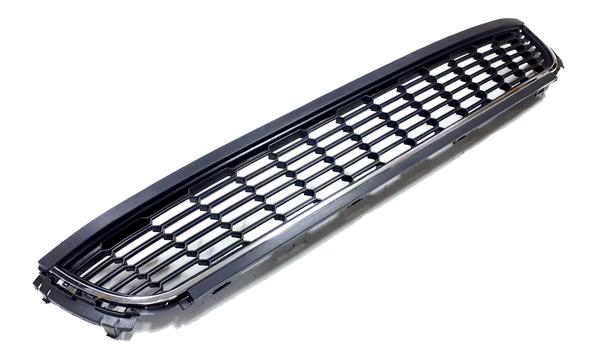 VOLKSWAGEN POLO 2010 - 2014 TAMPON ORTA IZGARA KROM ÇERÇEVE - resim 1