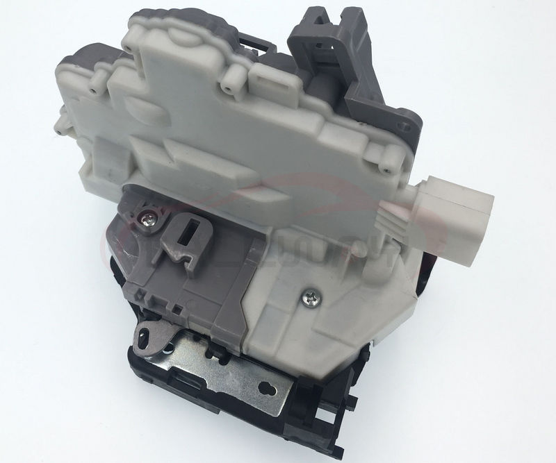 VOLKSWAGEN TIGUAN 2008 - 2011 SAĞ ARKA KAPI KİLİT MOTORU - resim 1