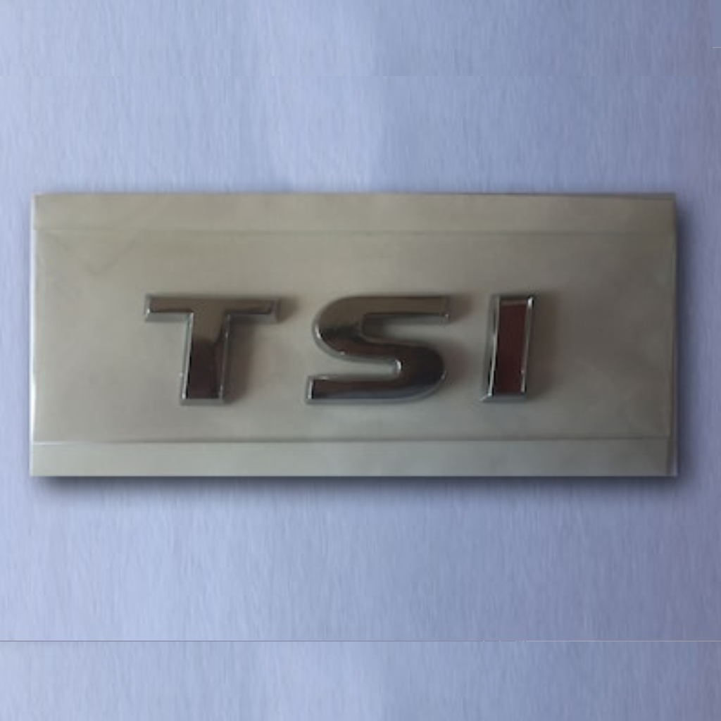 VOLKSWAGEN TSİ TEK KIRMIZI KÜÇÜK YENİ MODEL ARKA BAGAJ YAZISI - resim 1